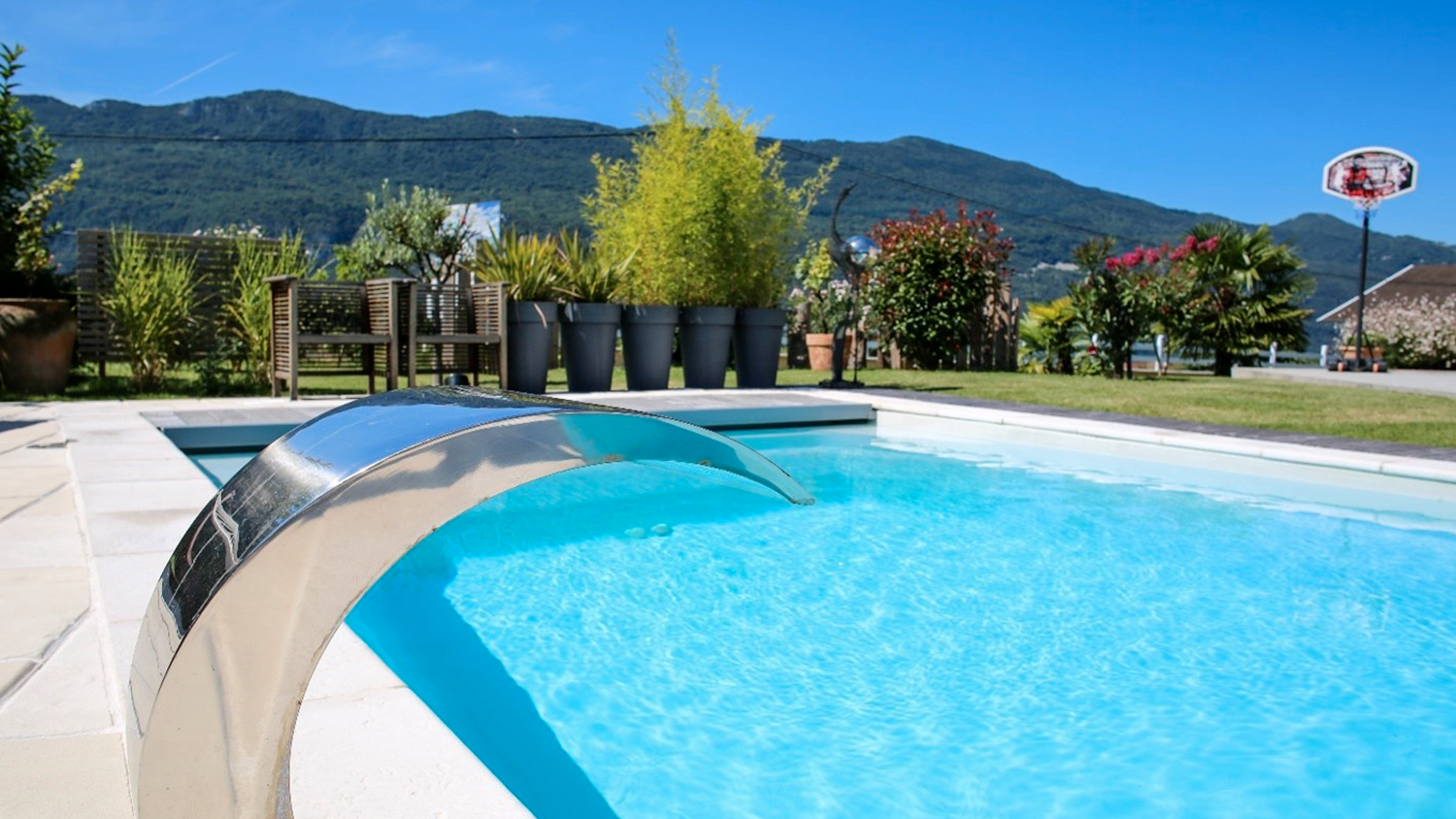 Comment optimiser et entretenir votre piscine avec le guide Eau’Shop ? 